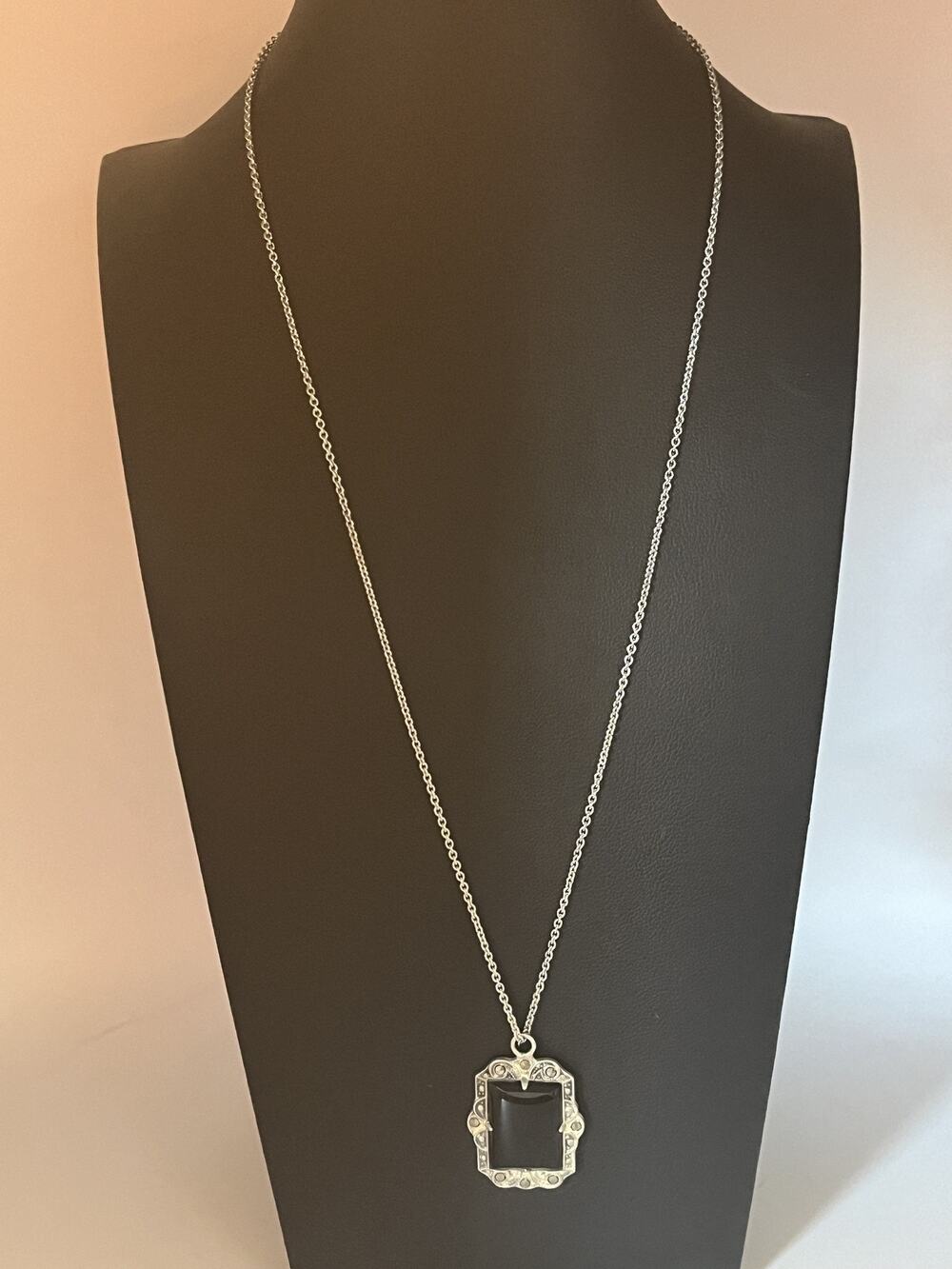 Vintage Marcasite 925 Sterling Silver Onyx Pendant Necklace